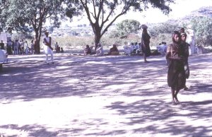 1967 Maharashtra village scene