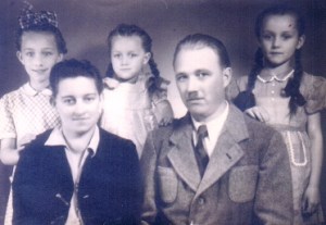 GG 1940 Kazy Family