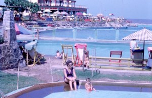 1969 Bombay Breach Candy pool